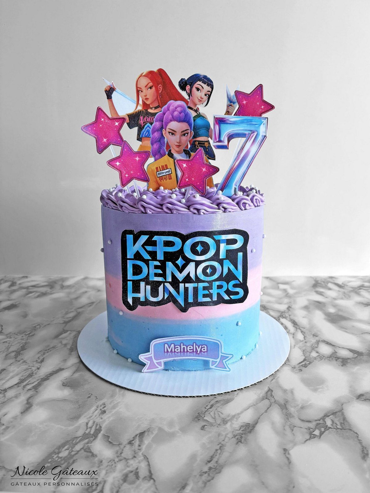 Gâteau K-pop Demon Hunters, 7 ans de Mahelya